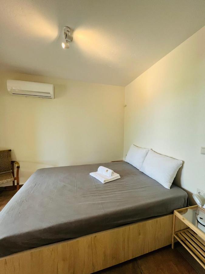 Gargarou Residences Kómboi المظهر الخارجي الصورة