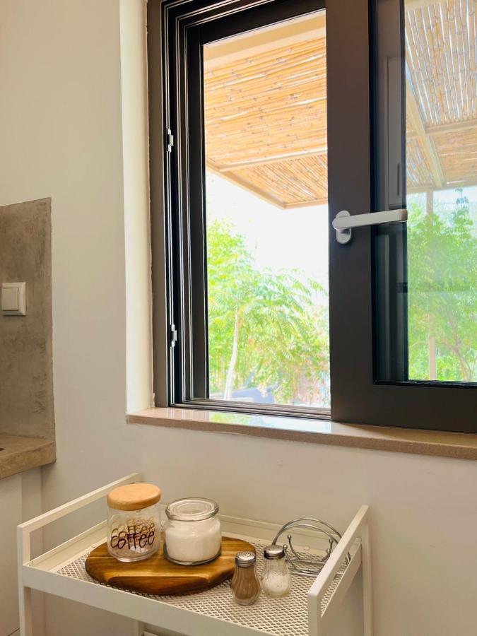 Gargarou Residences Kómboi المظهر الخارجي الصورة