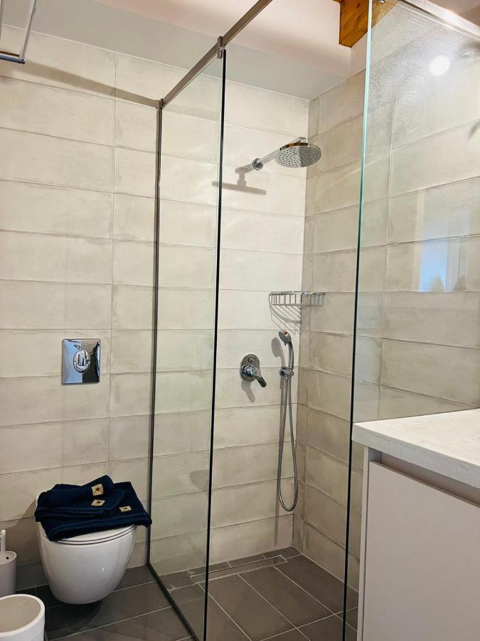 Gargarou Residences Kómboi المظهر الخارجي الصورة