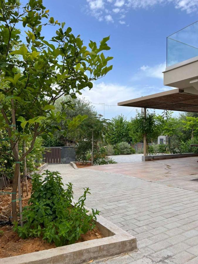 Gargarou Residences Kómboi المظهر الخارجي الصورة